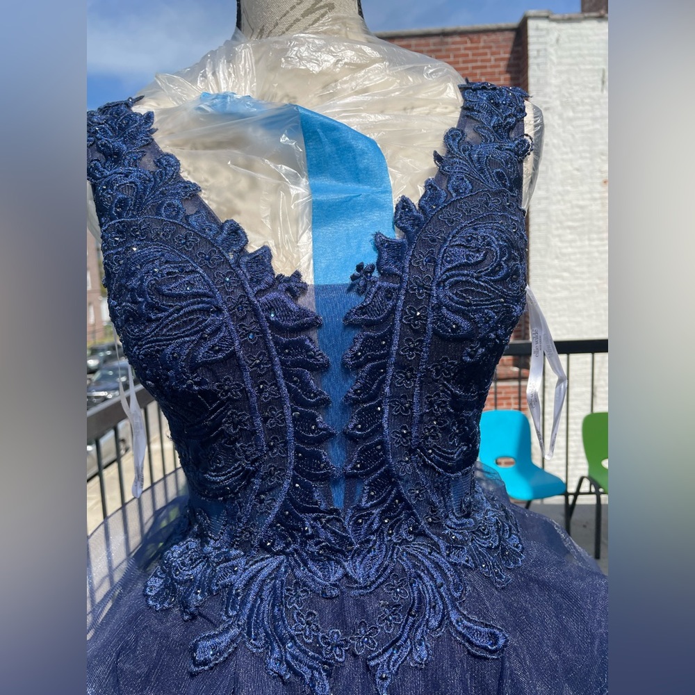 Blue Prom Dress with layers - Picture 3 of 13